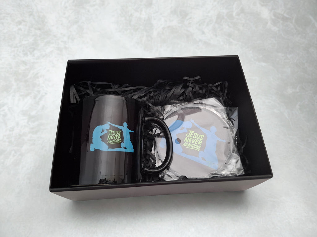 "Jesus never abandons"  mug and 2pc coaster set
